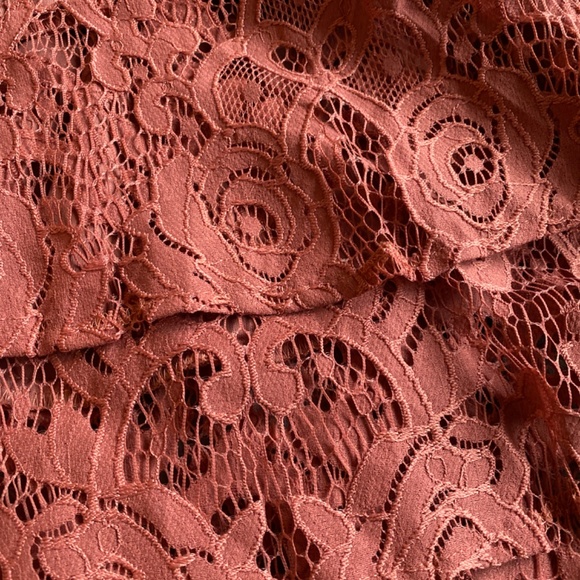 Brand new Lace mauve high low spring dress perfect for a spring wedding - Picture 4 of 5